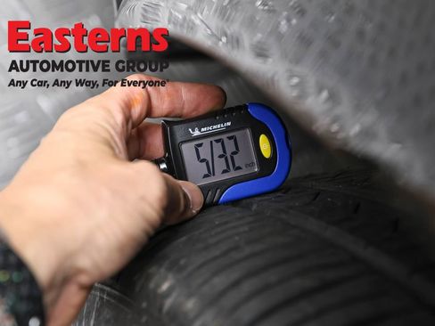 Used 2025 Dodge Durango R/T AWD/4WD image 30