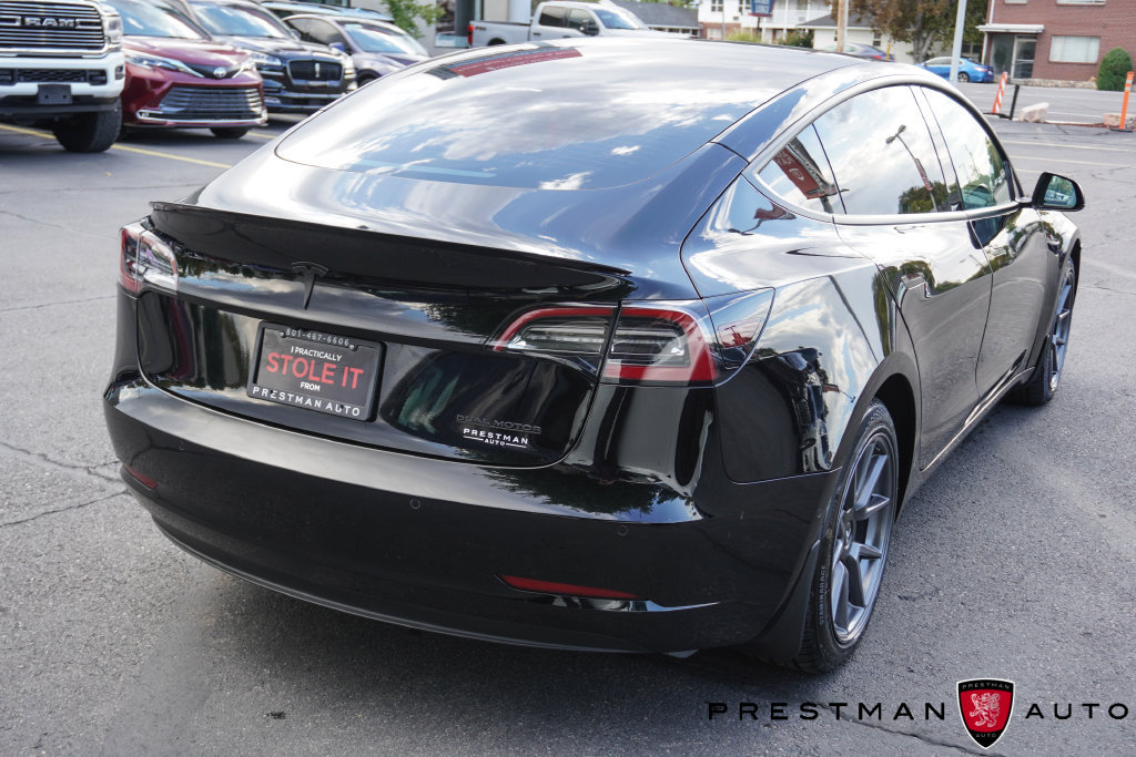 Used 2022 Tesla Model 3 Long Range AWD/4WD image 7
