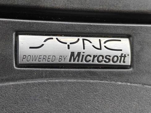 Used 2013 Ford Taurus SEL image 10