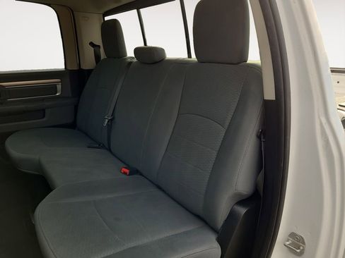 Used 2018 RAM 1500 Classic SLT AWD/4WD image 13