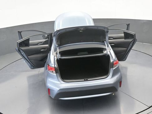Used 2021 Toyota Corolla LE image 63