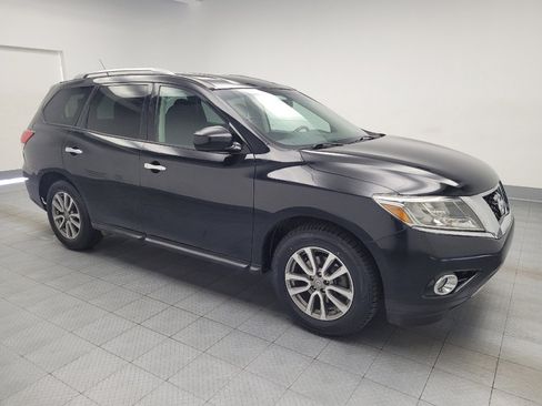 Used 2016 Nissan Pathfinder SV AWD/4WD image 11