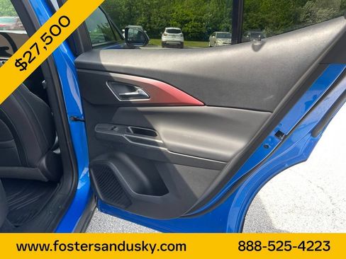 Used 2024 Chevrolet Equinox EV RS w/ LPO, Trailering Package FWD image 17