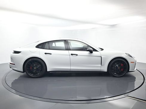 Certified 2026 Porsche Panamera GTS AWD/4WD image 16
