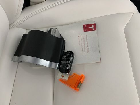 Used 2017 Tesla Model X 75D image 41