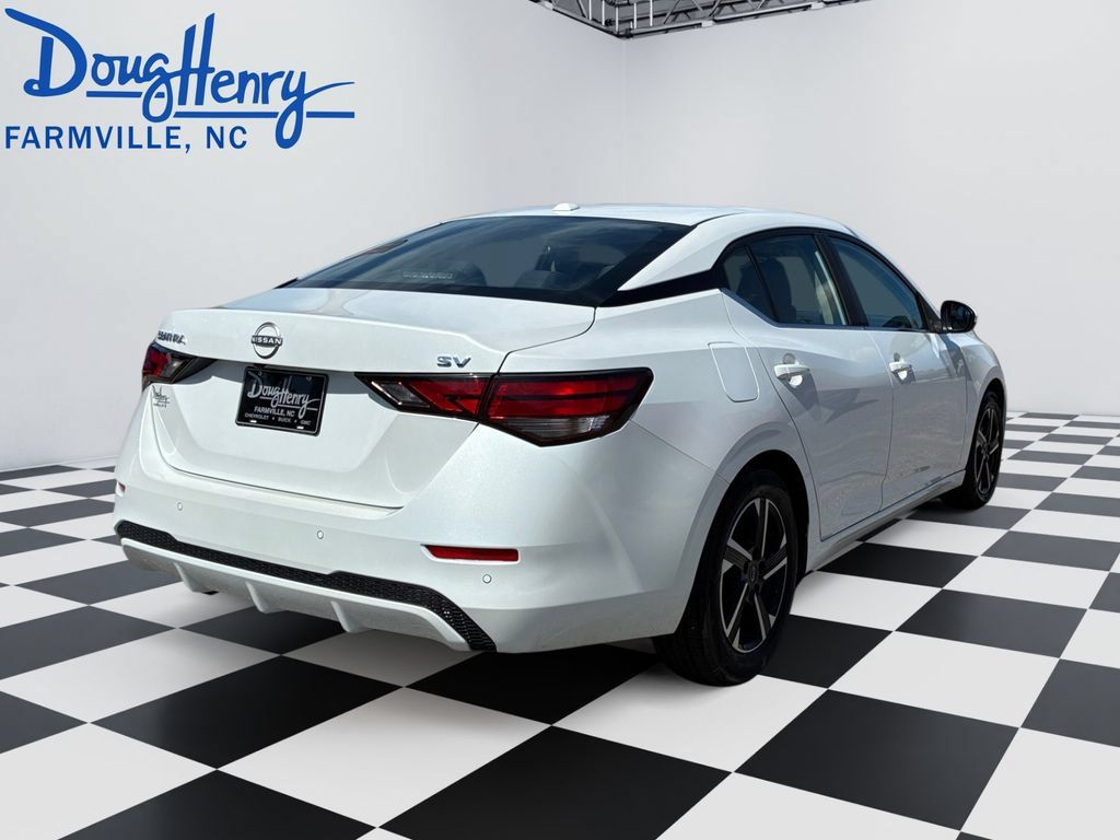 Used 2024 Nissan Sentra SV FWD image 5