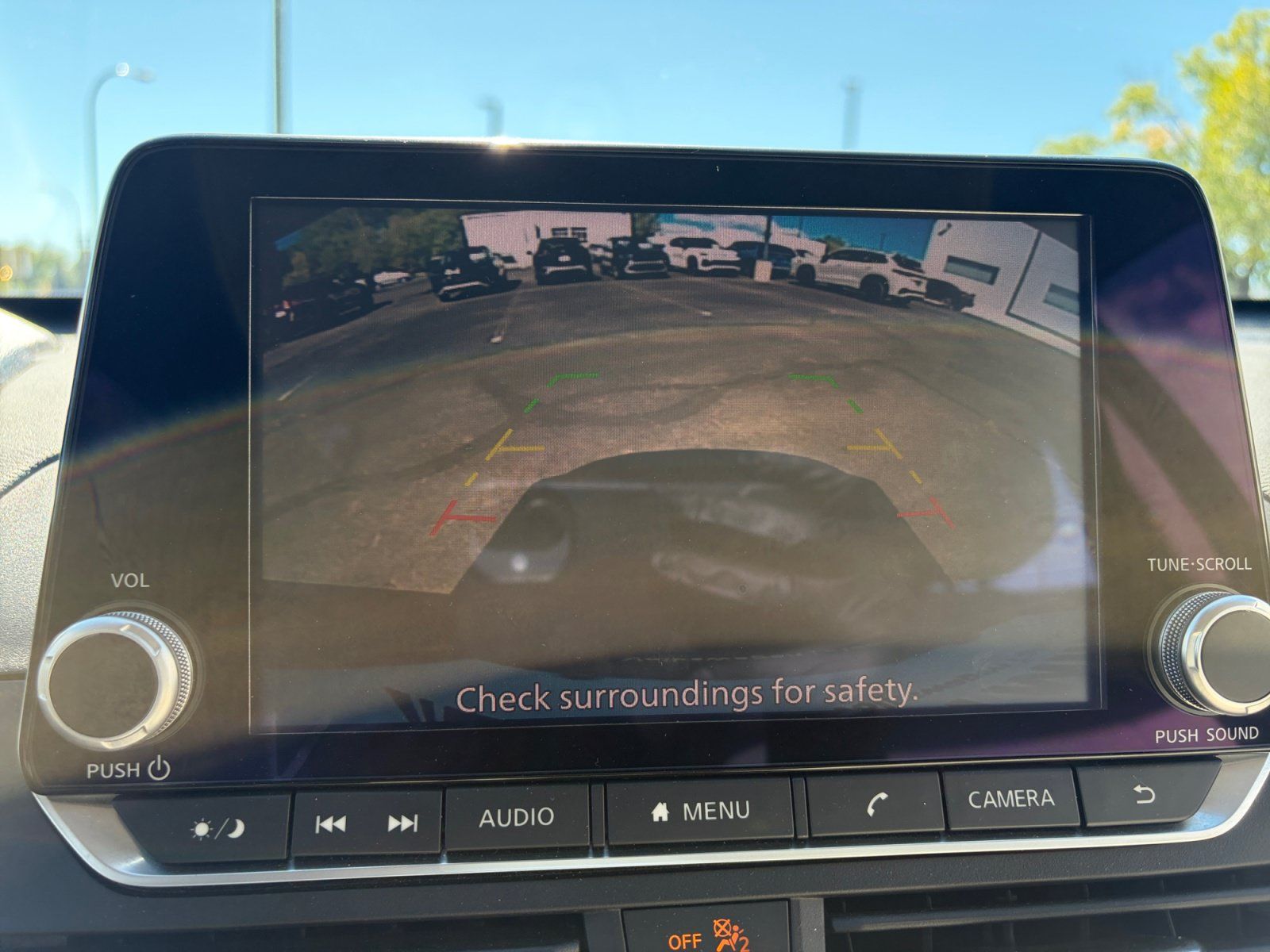 Used 2025 Nissan Altima 2.5 SV FWD image 29