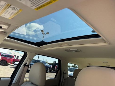 Used 2011 Ford Escape XLT w/ 203A Rapid Spec Order Code FWD image 7