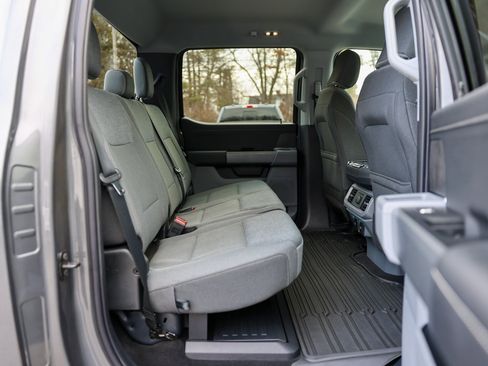 Certified 2024 Ford F150 XLT w/ FX4 Off-Road Package image 13