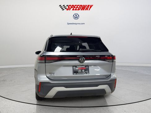 New 2026 Volkswagen Tiguan SE AWD/4WD image 8