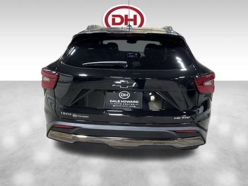Used 2025 Chevrolet Trax ACTIV w/ Sunroof Package image 10