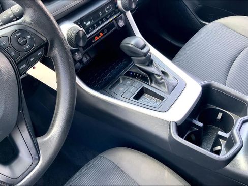 Used 2025 Toyota RAV4 LE FWD image 16