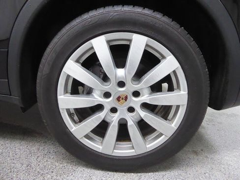Used 2014 Porsche Cayenne AWD/4WD image 37