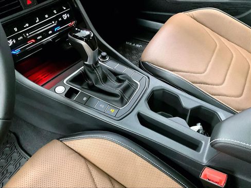 New 2026 Volkswagen Jetta SEL image 10