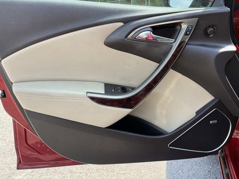 Used 2014 Buick Verano Leather FWD image 23