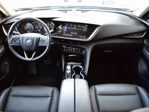 Used 2023 Buick Envision Essence image 29