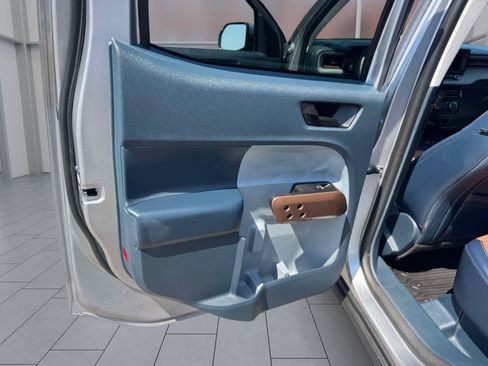 Used 2022 Ford Maverick Lariat w/ Lariat Luxury Package FWD image 24