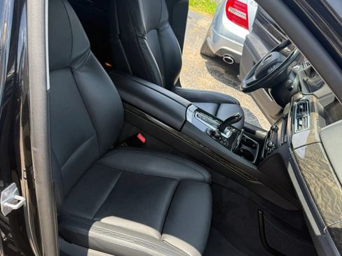 Used 2013 BMW 750Li xDrive AWD/4WD image 23