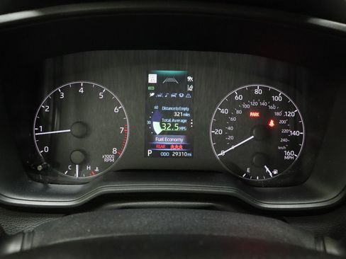 Certified 2025 Toyota Corolla SE image 36