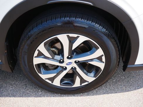 Used 2021 Subaru Outback Limited XT w/ Popular Package #2 AWD/4WD image 15