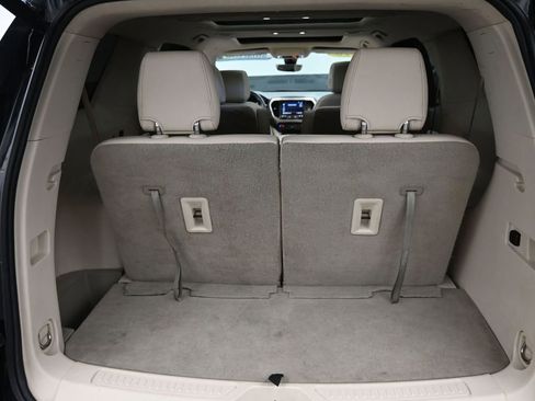 Used 2020 GMC Acadia Denali w/ Trailering Package image 10