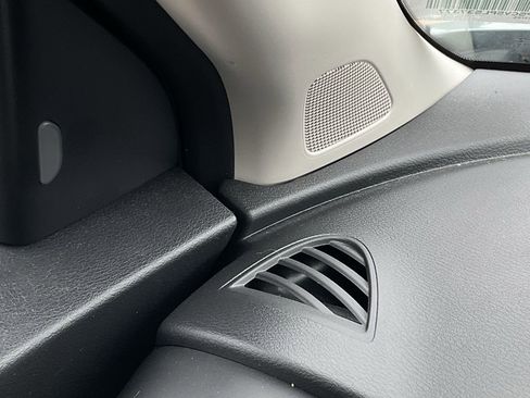 Used 2023 Nissan Kicks SV FWD image 26