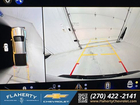 Used 2025 Chevrolet Colorado Z71 w/ Technology Package AWD/4WD image 34