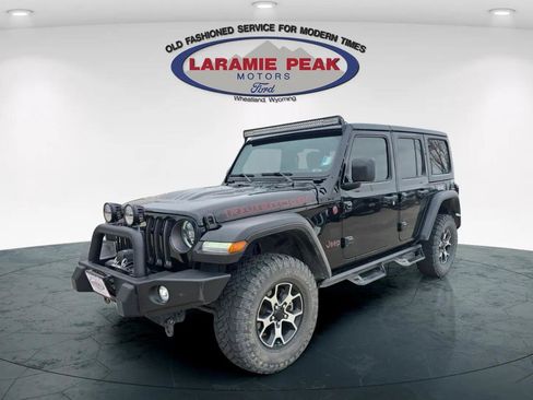 Used 2023 Jeep Wrangler Unlimited Rubicon w/ LED Lighting Group AWD/4WD image 6