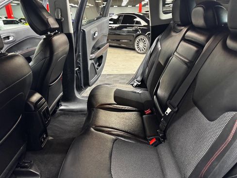 Used 2018 Jeep Compass Trailhawk w/ Safe & Security Group image 41