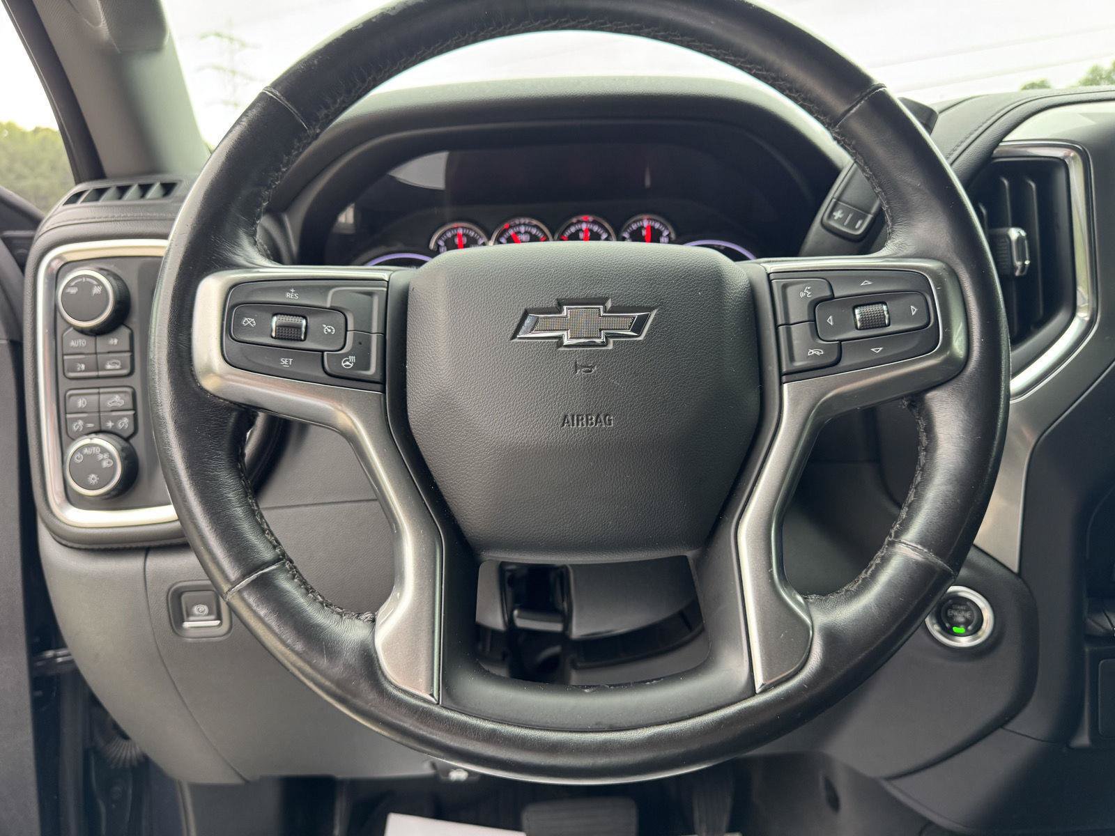 Used 2019 Chevrolet Silverado 1500 RST w/ All-Star Edition AWD/4WD image 3