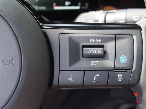 New 2025 Nissan Kicks SR image 21