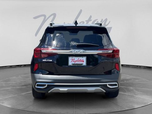 Used 2023 Kia Seltos S w/ Navigation Package FWD image 7