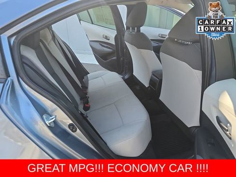 Used 2022 Toyota Corolla LE FWD image 16