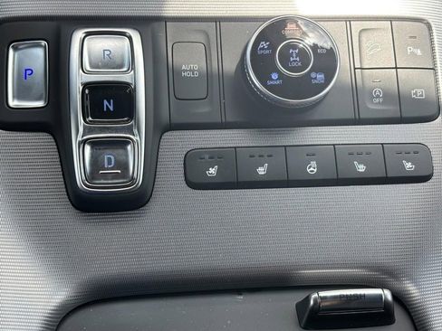 Used 2024 Hyundai Palisade Calligraphy image 25