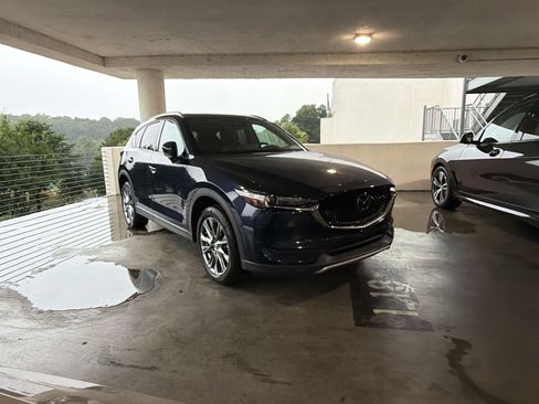Used 2021 MAZDA CX-5 Signature AWD/4WD image 6