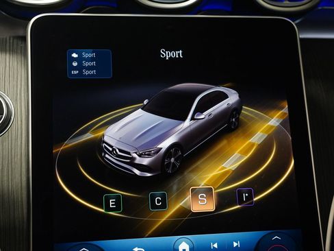 Certified 2022 Mercedes-Benz C 300 4MATIC Sedan image 25