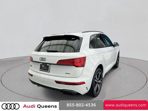 Certified 2025 Audi Q5 2.0T Premium Plus w/ Premium Plus Package AWD/4WD image 4