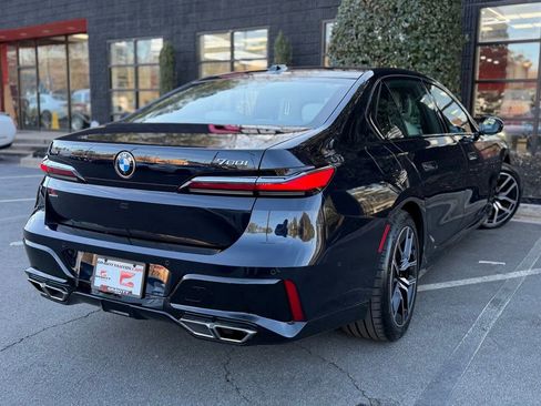 Used 2023 BMW 760i xDrive 760i xDrive image 12