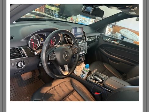 Used 2018 Mercedes-Benz GLE 350 4MATIC image 2