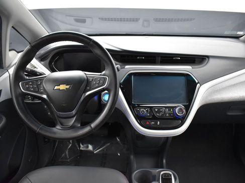 Used 2017 Chevrolet Bolt Premier w/ Driver Confidence II Package image 16
