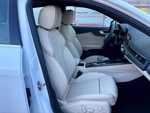 Used 2023 Audi A4 2.0T Premium w/ Convenience Package image 9