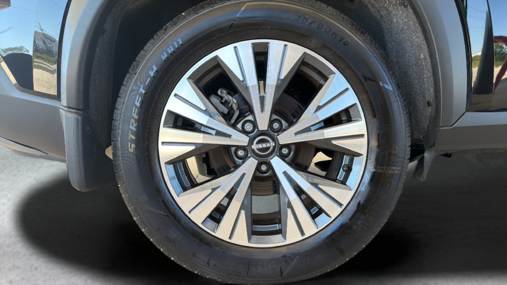 Certified 2023 Nissan Rogue SV w/ SV Premium B Package AWD/4WD image 26