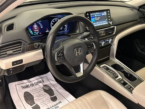 Used 2018 Honda Accord EX-L image 18