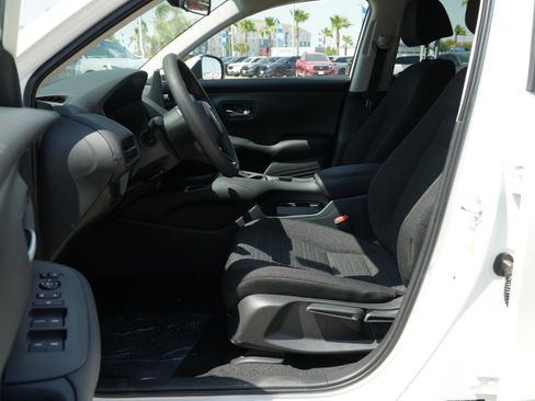 New 2026 Honda HR-V LX image 16