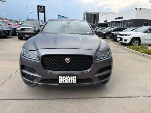 Used 2018 Jaguar F-PACE Premium AWD/4WD image 8