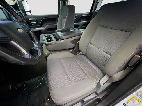 Used 2017 Chevrolet Silverado 2500 LT AWD/4WD image 11