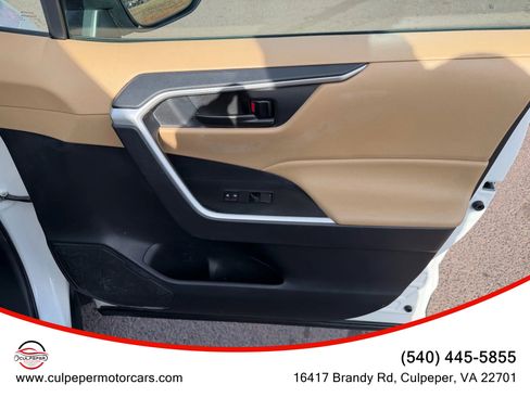 Used 2021 Toyota RAV4 LE image 15