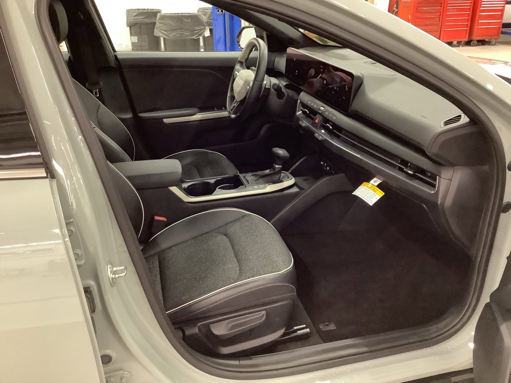 Certified 2025 Kia K4 GT-Line w/ GT-Line Sunroof Package FWD image 13