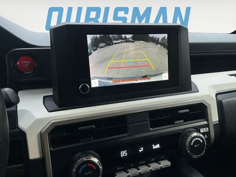 Certified 2024 Toyota Tacoma TRD Off-Road image 23