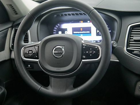 Certified 2024 Volvo XC90 T8 Ultimate w/ Protection Package Premier AWD/4WD image 29
